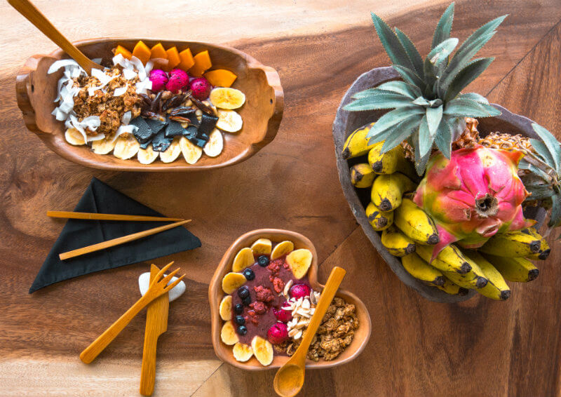 eco-friendly brand bamboo cutlery with smoothie bowls